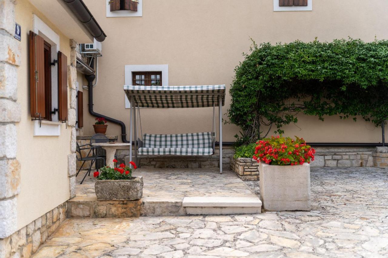 Ferienwohnung Alda-App Funtana Exterior foto