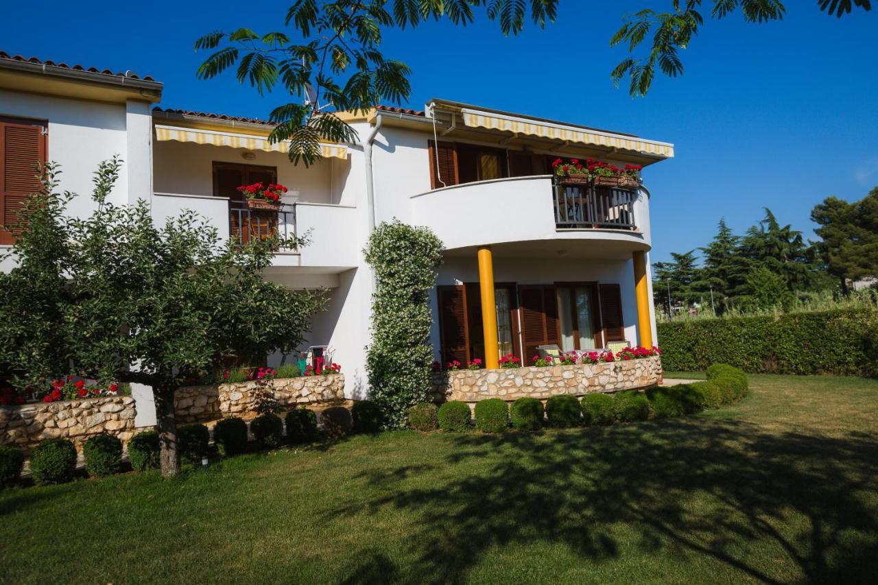 Ferienwohnung Alda-App Funtana Exterior foto
